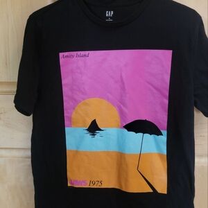 Men's Gap "Jaws" tshirt